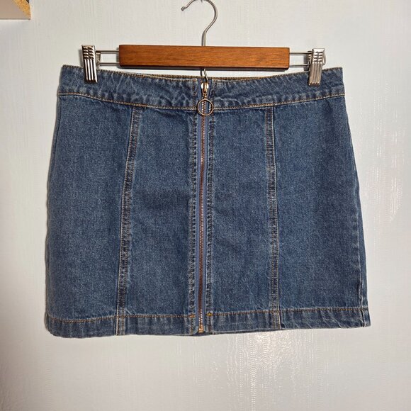 Forever 21 Size 27 Medium Wash Denim Blue Full Zip Casual Mini Skirt - Picture 2 of 8